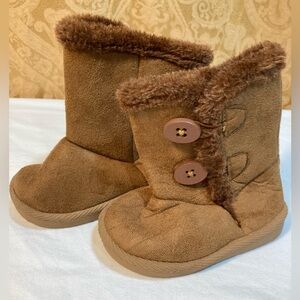 TODDLER UGG STYLE FAUX FUR WINTER BOOTS SIZE 4